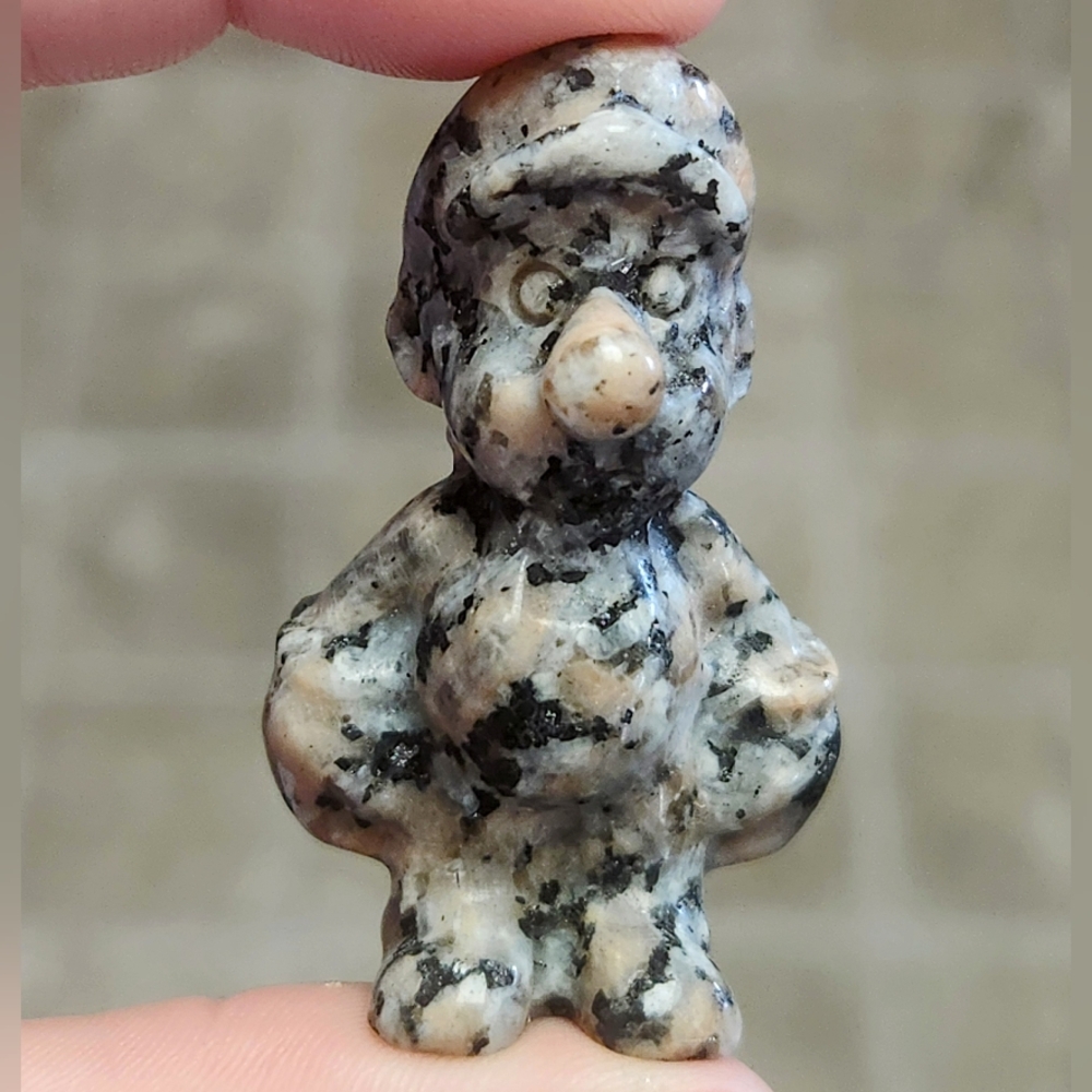 Mario Crystal Carvings. Super Mario Nintendo Carvings - Picture 6 of 8
